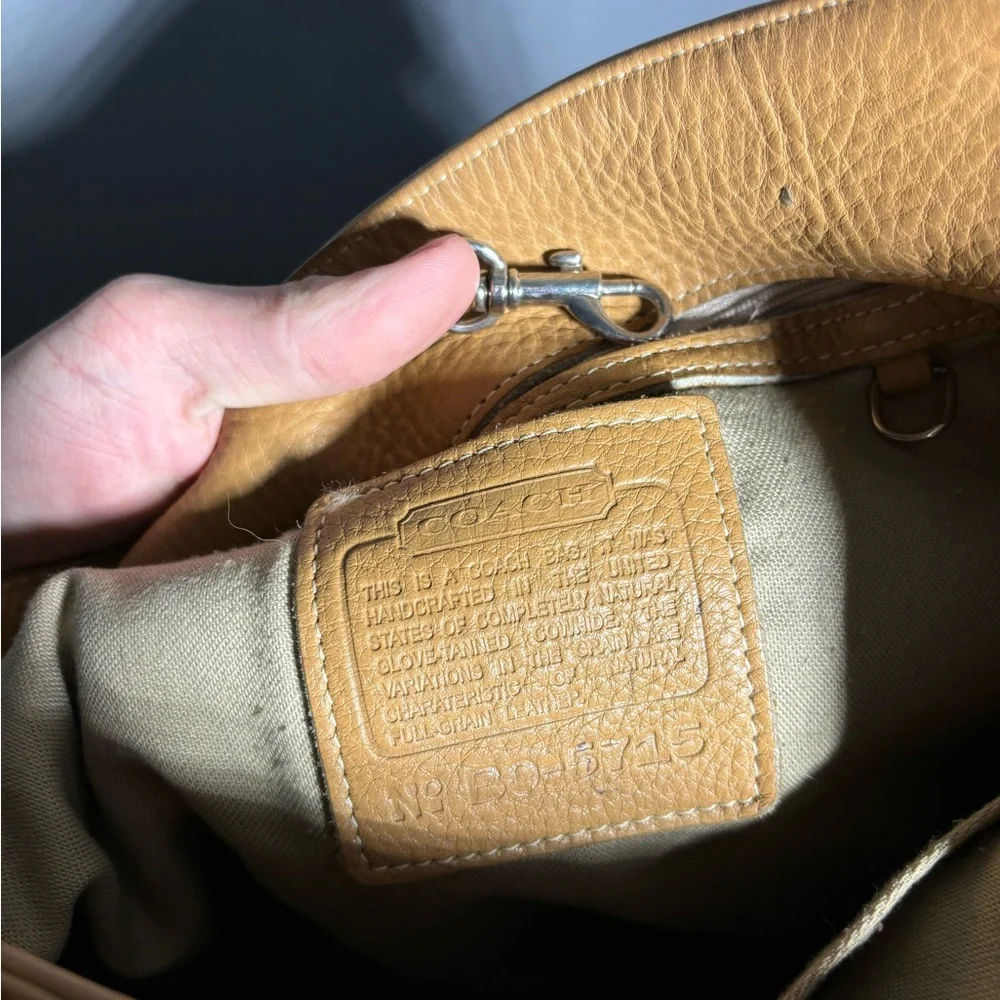 Coach 5715 Camel Pebbled Leather Made in The United States Hobo Shoulder Bag - Picture 8 of 12